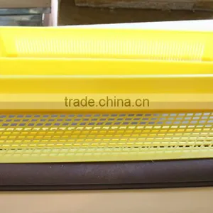 Integrated Bee Pollen Trap With Pollen Box Plastic Material of Beekeeping Equipment thumbnail-4