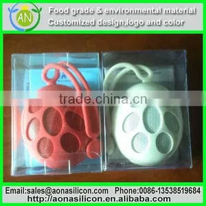 Plastic Speaker With Protable Silicone Handle and Cover thumbnail-1