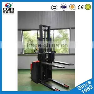 2000kg Economic Powered Electric Lifter thumbnail-2