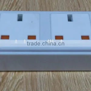 British Standard PC Material 15 Year Guarantee 16Amp Switched Socket thumbnail-1