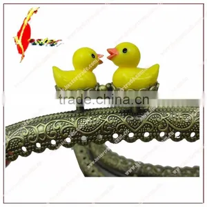 New Duck Resin Clutch Purse Frame thumbnail-2