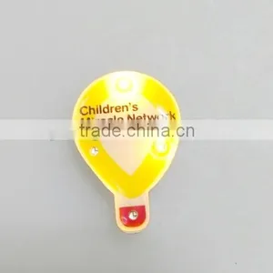 Promotional Bulb Shaped LED Blinking Light Lapel Pin Brooch for Party thumbnail-4