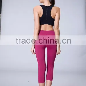 Popular Women's Yoga Capri Pants Made of 87% Nylon and 13% Spandex Girl's Fashion Sports Capri Pant thumbnail-5