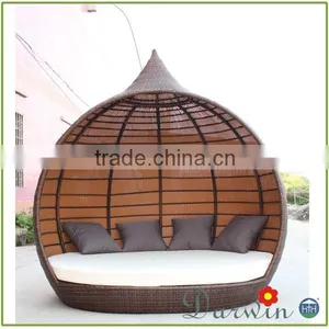 Poolside Outdoor Rattan Round Sunbed With Canopy Quality Choice thumbnail-1