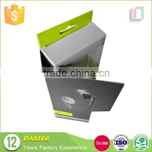 Hot Sale Magnetic Closure Clamshell Packaging Headset Earphones Box thumbnail-3