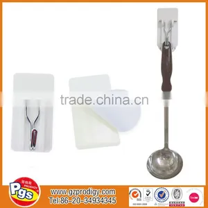 Hot Selling Self Adhesive Plastic Wall Hanger Hook thumbnail-4
