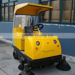 Ride on Road Sweeper thumbnail-1