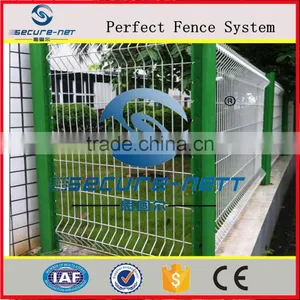 New Product 2015 Best Sale Green Vinyl Coated Welded Wire Mesh Fence thumbnail-1