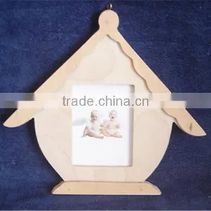 2017 Cheap Beautiful Customized Design Wooden Photo Frame thumbnail-3