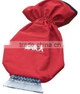 Warm Ice Scraper With Glove thumbnail-1