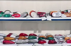 Hot Selling Auto Body Parts Bus Parts Accessories Coach Body Kits Electrical Parts Bus Side Marker Lamp thumbnail-5