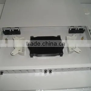 24 Port Patch Panel thumbnail-1