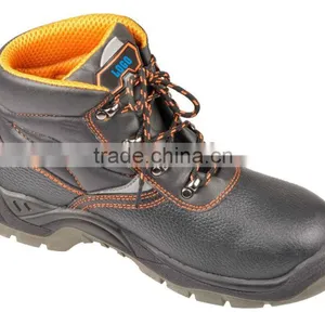 Anti-Puncture Slip Top Smooth Leather Toe Cap Safety Shoes thumbnail-3