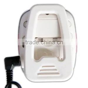Dual LCD Display Pedometer With FM Radio thumbnail-3