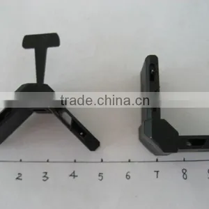 2015 Plastic Injection Molded Design Durable Plug Parts thumbnail-3