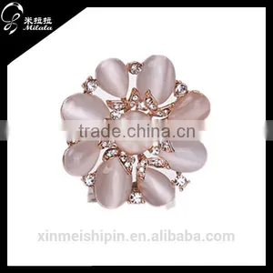 Elegant Design Handmade Make Fabric Flower Brooch thumbnail-1