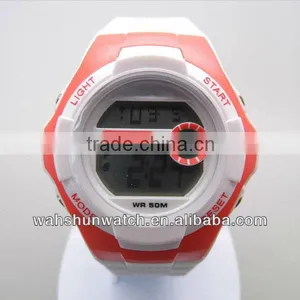 Latest Trend Design Cheap Lcd Electronic Sports Fashion Smart Watch 2013 thumbnail-1