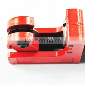 Mini Portable Steel Pipe Cutter For Copper Brass Pipe thumbnail-2