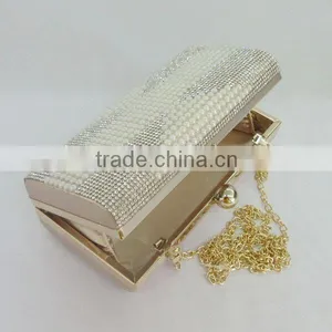 Customized Ladies Fashion Clutch Pearl Metal Box thumbnail-4