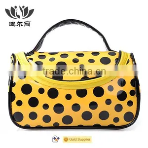 Professional Makeup Bag thumbnail-2