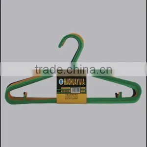 Plastic Cloth Hangers thumbnail-1