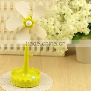 USB Mini Fan thumbnail-1
