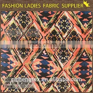 Rayon Digital Printing Fabric Made in China100% Printed Viscose Woven Fabric Fashion Lady Garment Fabric thumbnail-1