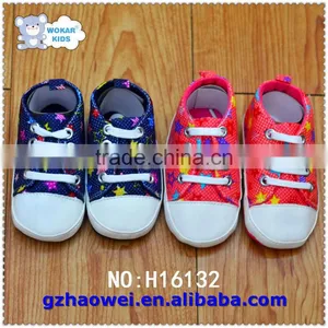 Star Printed Baby Footwear With Shoestring thumbnail-1