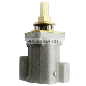 Pilot Valve 9257577 For Excavator ZAXIS270-3 ZAXIS280-3 ZAXIS225U-3 ZAXIS200-3 thumbnail-1