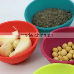 Multi-colored Small Silicone Bowls thumbnail-4