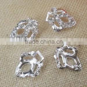 Bling Bling Rhinestone Brooches Button for Ladies Sweater thumbnail-4