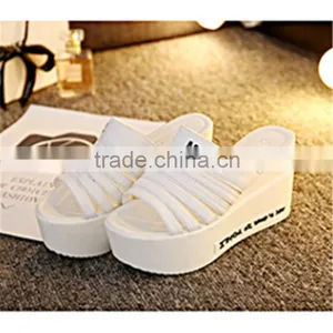 The New Design Slippers for Adults 2014-2015 Beach Nude Belt Women Slippers thumbnail-2