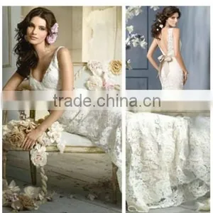 Sleeveless Backless Ivory Lace Wedding Dress thumbnail-1