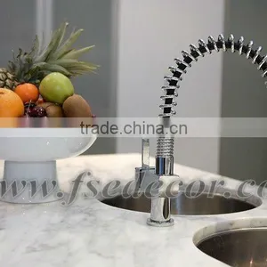 Kitchen Contempory Pullout Faucet thumbnail-1