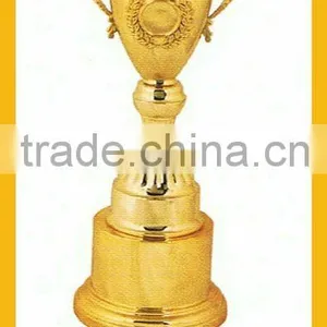 Plastic Trophy/HB4064 thumbnail-1