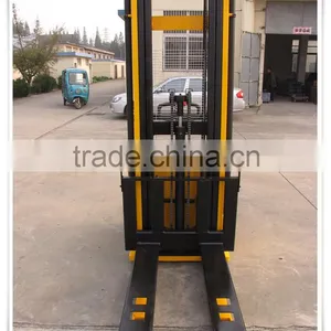 6M Height Triple Mast Mini Hydraulic Fork Lift Stacker thumbnail-2