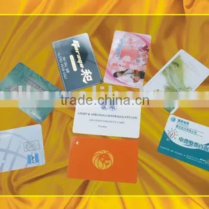 Plastic Gold Card thumbnail-1