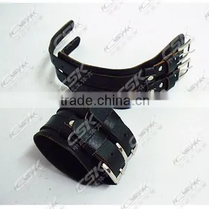 Weight Lifting Leather Wrist Wrap thumbnail-1