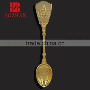 2015 New Design Plating Gold Zinc Alloy Spoon thumbnail-1