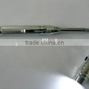 LED Flashlight With Telescopic Magnetic Pick-up Tool thumbnail-2