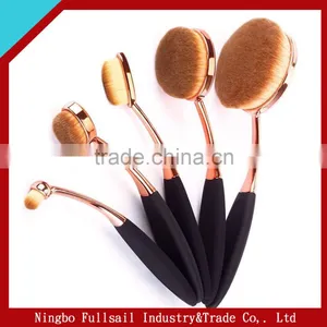 Wholesale Best Selling Oval Makeup Brush 5pcs Rose Gold Toothbrush Foundation Brush Set thumbnail-1