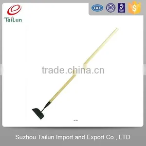 Plastic Coated High Quality Garden Tools Hoe With Wooden Handle thumbnail-1