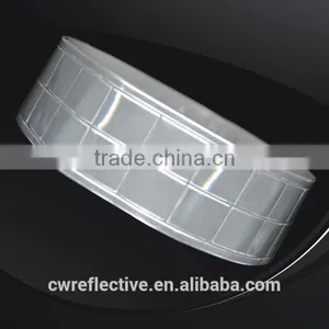 3M Clear Reflective Reflex Checkerboard Tape thumbnail-4