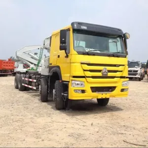 Sinotruk 20ft Container Side Loader Truck for Sale thumbnail-2