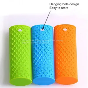 Silicone Hot-Handle Holder Lodge Pot Sleeve Ashh Cover Grip for Kitchen Pan Hold thumbnail-3