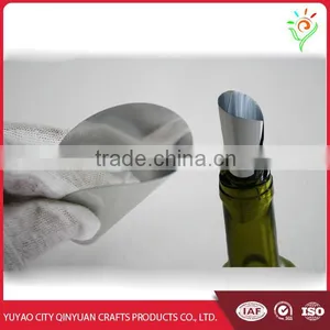 Foil Wine Pourer Drop, Stop thumbnail-1