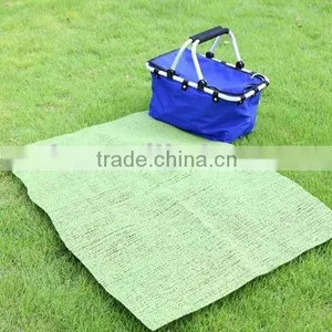 Breathable and Soft Surface Outdoor Picnic Mat thumbnail-1