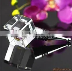 Custom Made Cheap Crystal Wine Bottle Stopper for Wedding Gifts thumbnail-1