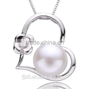 10-11mm Silver Plated Platinum AAAA Grade Pearl Clover Pendant Necklace thumbnail-1