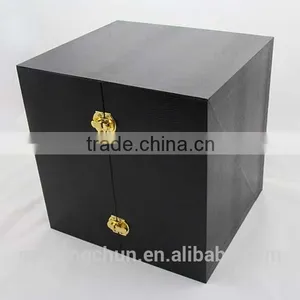 High Quality Packaging Wine Glass Paperboard Box With Metal Button thumbnail-1
